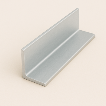 Уголок алюминиевый прессованный бульбообразный 140х43х10 мм 1925 ГОСТ 13617-97 в наличии в Костроме