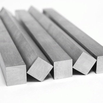 Квадрат нержавеющий 110х110 мм AISI 309S в наличии в Костроме