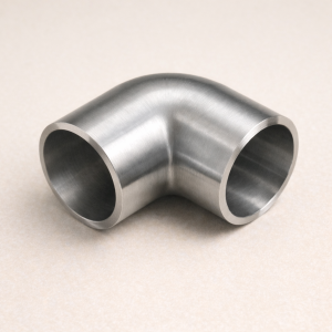 Угольник под сварку с подогревом AISI 304 ДУ 32 в наличии в Костроме